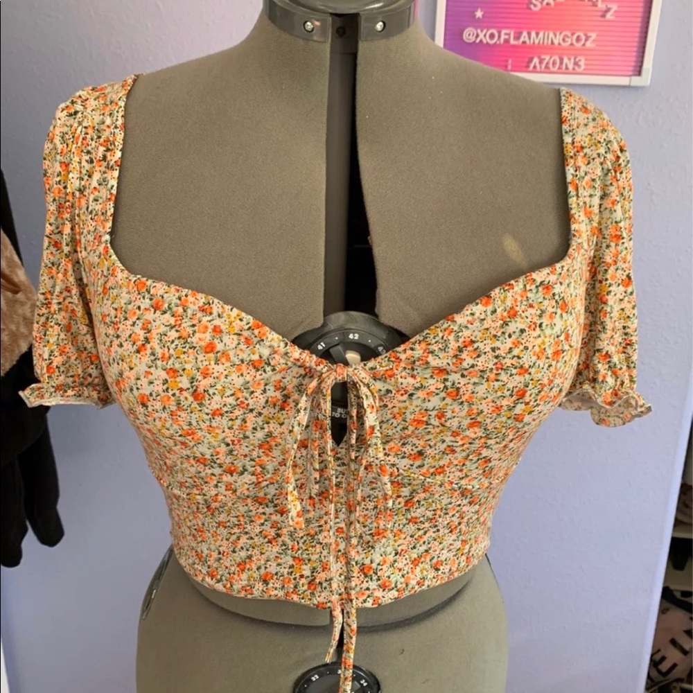 Crop top